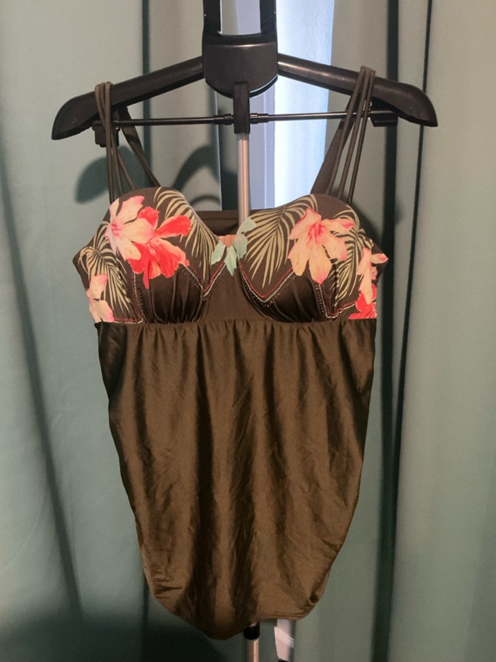 NWOT Lane Bryant 4 pc Olive Green /floral swimwear  42C top-14W bottoms